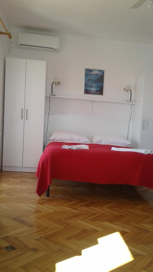 Plaza 1 Hotel Sveti Juraj Buitenkant foto